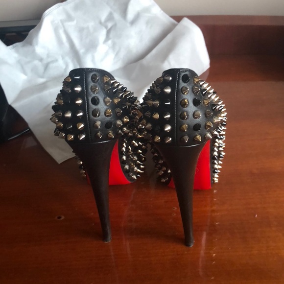 Sold Sold Sold - Picture 3 of 6